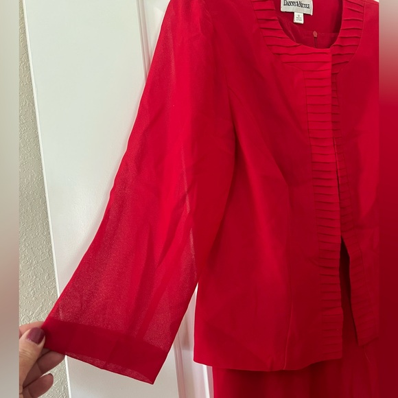 Danny & Nicole dress set featuring a jacket and a dress with a pleated hem- 12 - Picture 7 of 11
